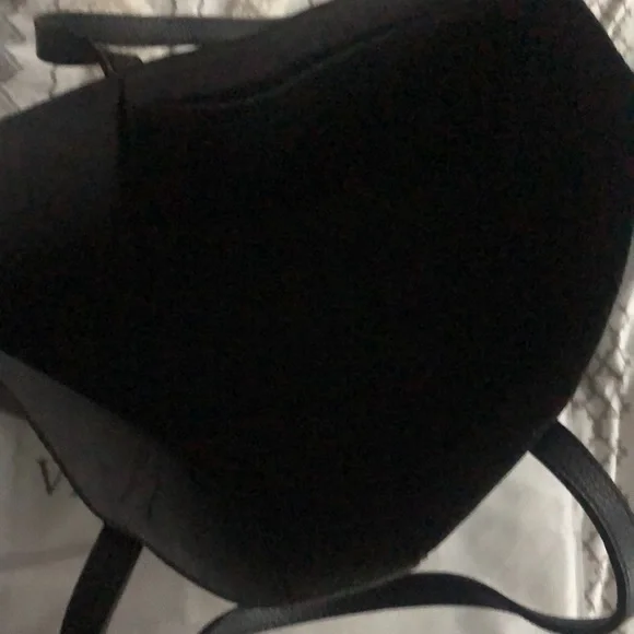 Vince Camuto Tote - Picture 4 of 4